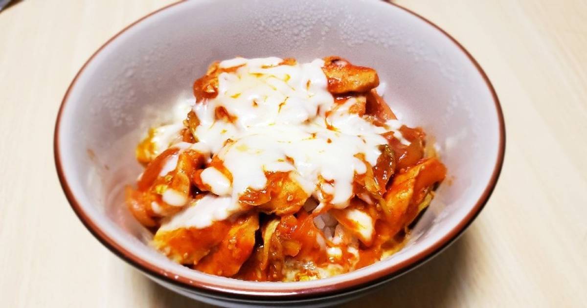 基本からアレンジまで!思わずつくりたくなる「鶏もも肉 チーズ 丼」のレシピ集 | クックパッド