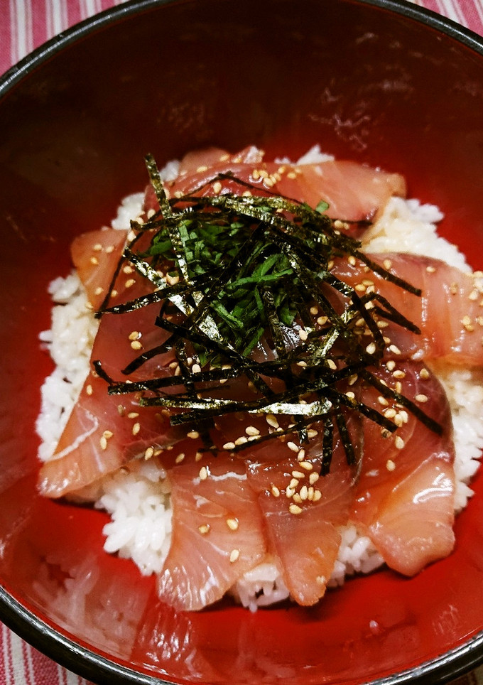 ささっと簡単！麺つゆとブリDE漬け丼♪-レシピのメイン写真