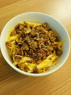 サバ缶で★サバのそぼろ丼-レシピのメイン写真