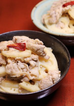 朝弁当♪豚小間肉と蓮根の炒め物～みそ味～-レシピのメイン写真