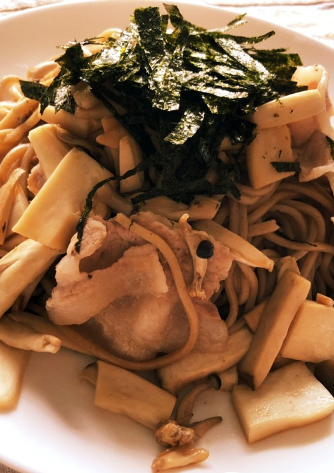 キノコと豚肉のさっぱり炒め蕎麦-レシピのメイン写真