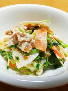レンコンと豆苗のおかずサラダ♪-レシピのメイン写真