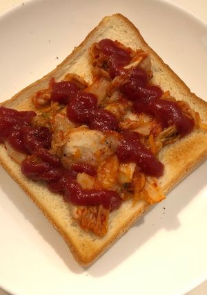 キムチとケチャップでナバホタコ風トースト-レシピのメイン写真
