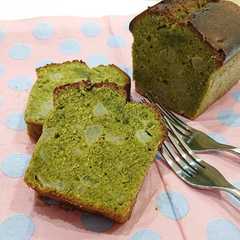 รูปของ りんごと抹茶のパウンドケーキ。