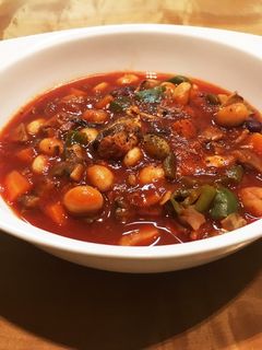 さば味噌煮缶と野菜とお豆のトマトスープ-レシピのメイン写真