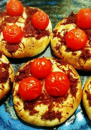HM(8分)♥コーンビーフとプチトマパン-レシピのメイン写真