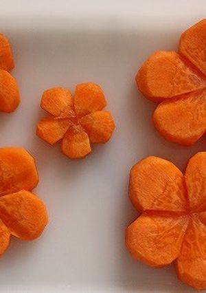 お花のにんじんの切り方-レシピのメイン写真