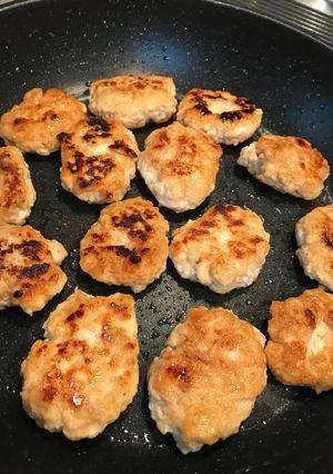 お弁当に★豆腐と胸肉のミニ照り焼きバーグ-レシピのメイン写真