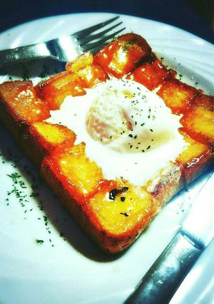 130円でカフェ気分！フライパントースト-レシピのメイン写真