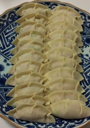 ㉕金曜の夜は親子で作る、餃子三昧♡-レシピのメイン写真