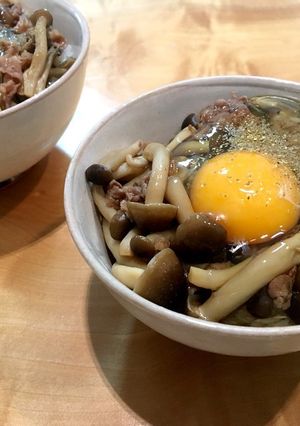 ぶなしめじたっぷり牛すき丼-レシピのメイン写真