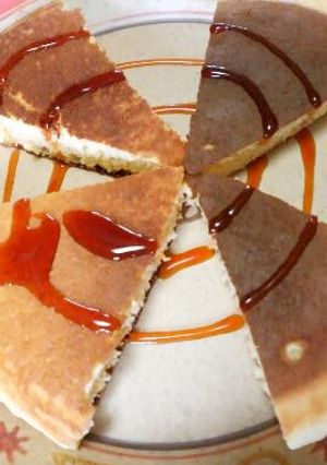 カラメルソースがけふんわりホットケーキ-レシピのメイン写真
