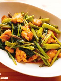 空芯菜と鶏モモのオイスター炒め-レシピのメイン写真
