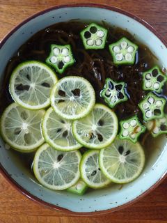 オクラとすだちのもずくスープ-レシピのメイン写真