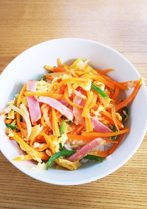 卵と野菜の彩り丼-レシピのメイン写真
