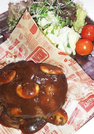 煮込みハンバーグ-レシピのメイン写真