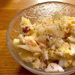 รูปของ スモーク薫る、大人のポテトサラダ