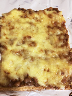 納豆なめ茸チーズのトースト-レシピのメイン写真