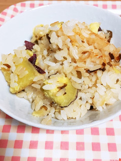簡単〜塩こんぶで!さつまいもご飯-レシピのメイン写真