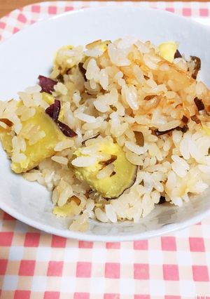 簡単〜塩こんぶで！さつまいもご飯-レシピのメイン写真