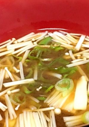 エノキとチーズのお味噌汁-レシピのメイン写真