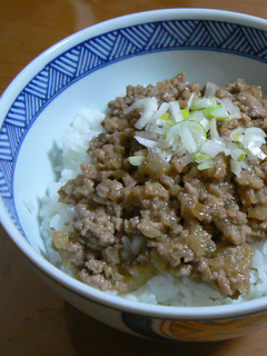 簡単!肉味噌丼-レシピのメイン写真