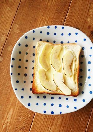簡単！クリームチーズトーストりんごのせ-レシピのメイン写真