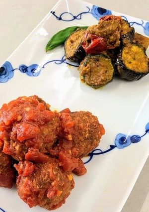 ミートボールのトマトソース煮とカレー添え-レシピのメイン写真