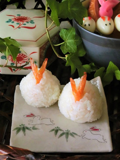 簡単うさぎの天むすおにぎり*お月見お弁当-レシピのメイン写真