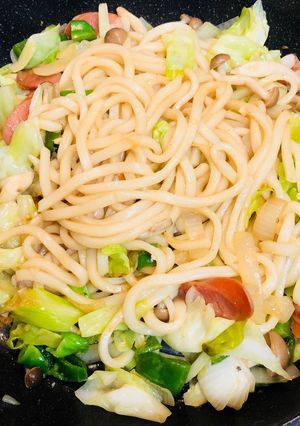 簡単焼うどん☆ガリバタ醤油風味☆-レシピのメイン写真