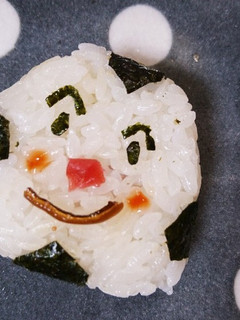 キャラクターおにぎり【おむすびまん】-レシピのメイン写真