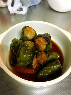 丸ごとピーマンの肉詰め-レシピのメイン写真