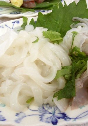 簡単♪扱いやすいヤリイカで♪いかそうめん-レシピのメイン写真