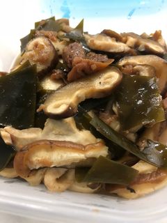 ほっとする旨煮^^椎茸と昆布の梅煮-レシピのメイン写真
