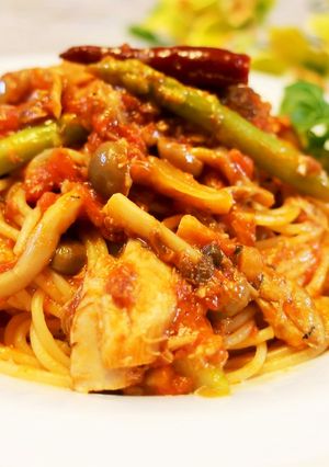 アスパラとしめじの鯖缶トマトパスタ-レシピのメイン写真
