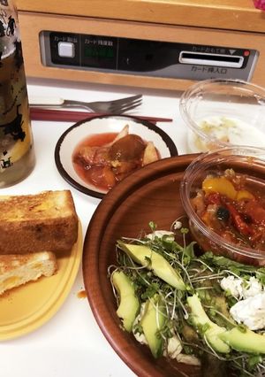 超簡単なんちゃって島豆腐アボカドのサラダ-レシピのメイン写真