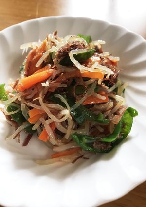 あと一品♪しらたきとコンビーフの中華炒め-レシピのメイン写真