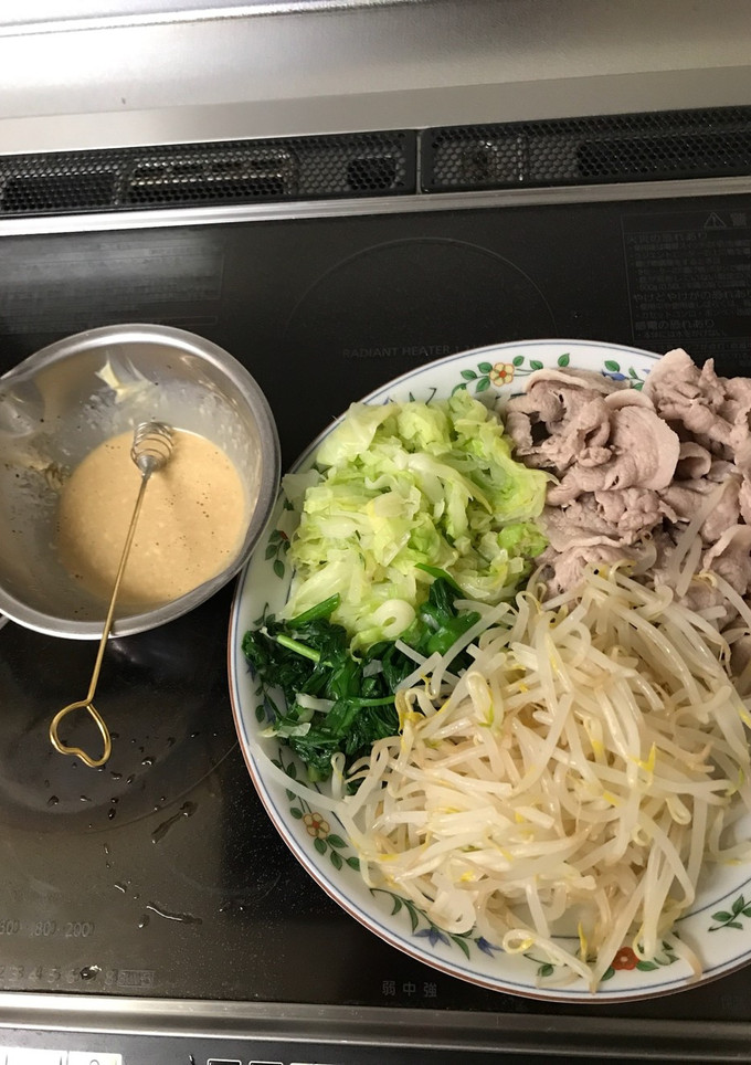 ゆで豚とキャベツのオイスターマヨソース-レシピのメイン写真
