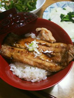 食べやすいサンマの蒲焼き丼-レシピのメイン写真