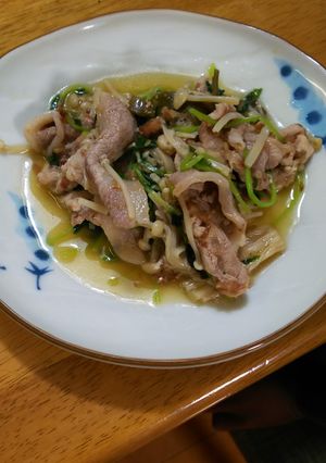 豆苗と豚肉炒め煮-レシピのメイン写真