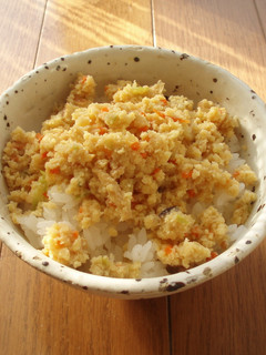 おからの卵そぼろ丼-レシピのメイン写真