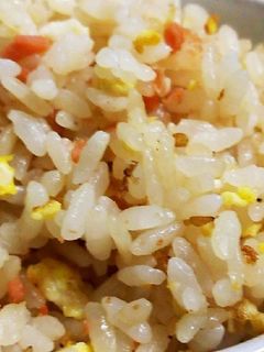 鮭フレークと卵の混ぜご飯-レシピのメイン写真
