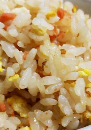 鮭フレークと卵の混ぜご飯-レシピのメイン写真