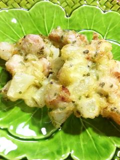 鶏肉と玉葱のかき揚げ 穂紫蘇衣-レシピのメイン写真