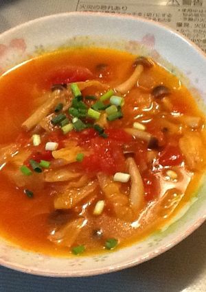 トマト缶とキャベツとしめじのスープ-レシピのメイン写真