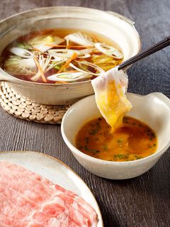 とろ~り濃厚♪卵だれで食べる豚しゃぶ鍋-レシピのメイン写真
