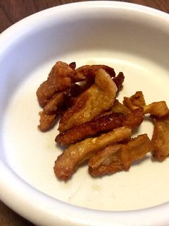 その皮捨てないで!カリカリ鶏皮-レシピのメイン写真
