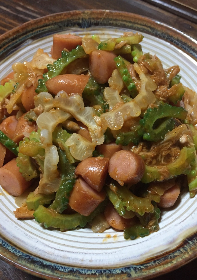 農家の食卓〜ゴーヤたっぷり苦旨キムチ炒め-レシピのメイン写真