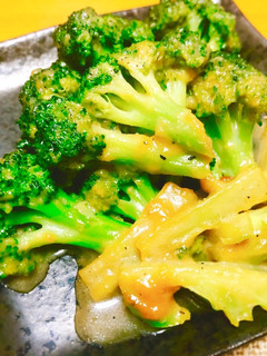 ブロッコリー味噌ニンニク炒め-レシピのメイン写真