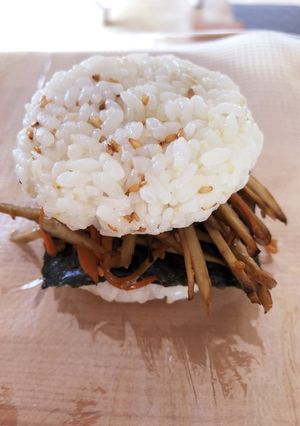 ☆作り置きのきんぴらで☆ライスバーガー-レシピのメイン写真